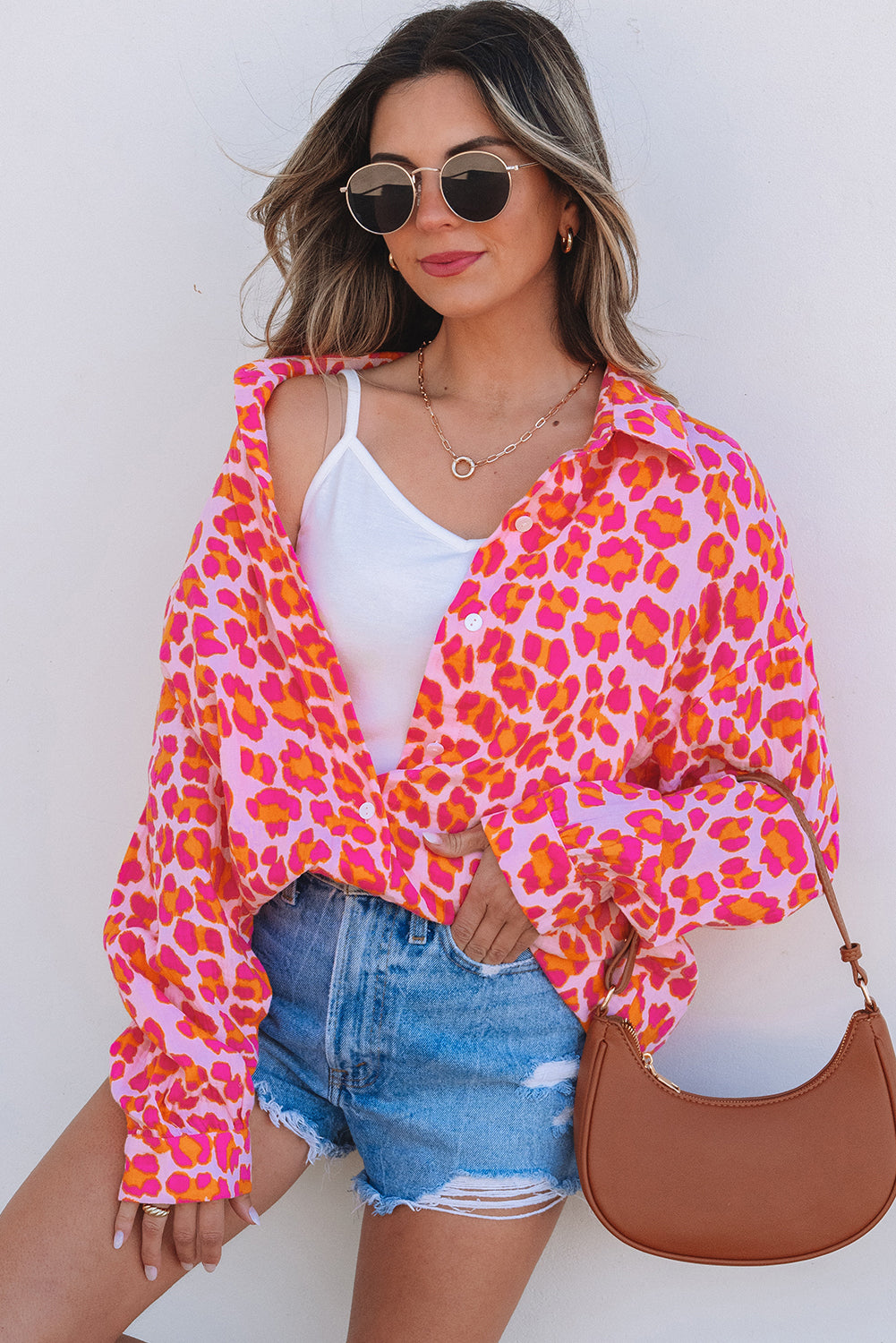Gran camisa con estampado de leopardo rosa en bote