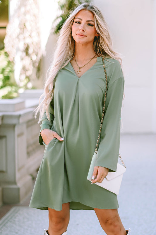 Vestido casual de la manga del rollo verde flujo