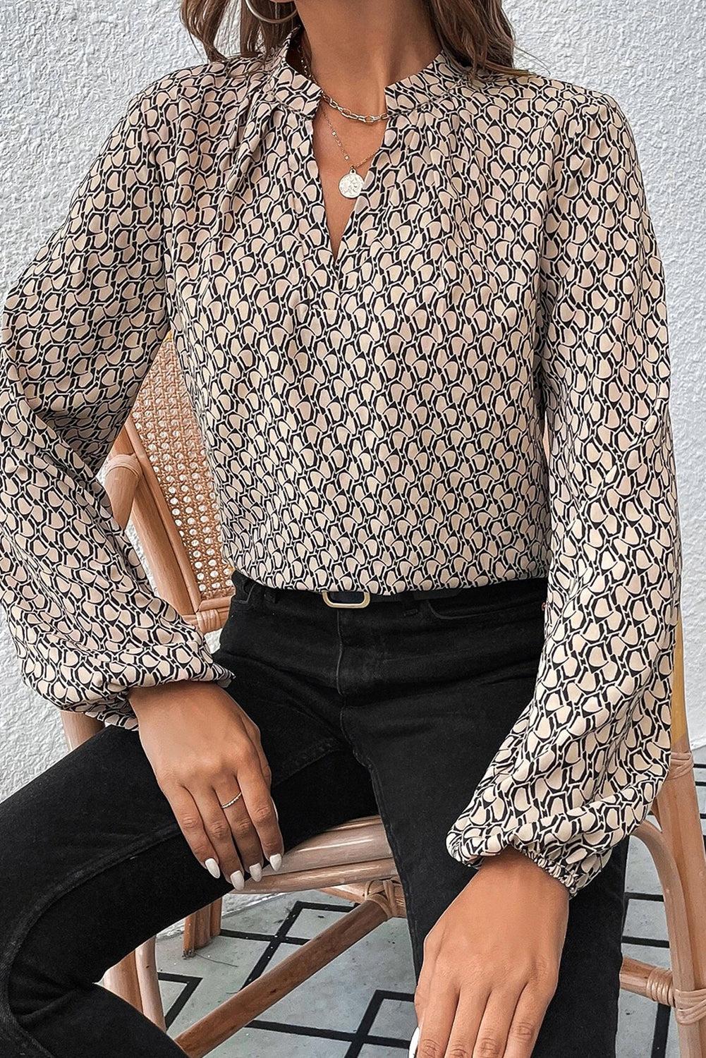 Blouse kaki à imprimé géométrique et col cranté à manches bouffantes