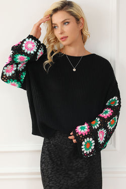 Black loose pull with bell sleeves *