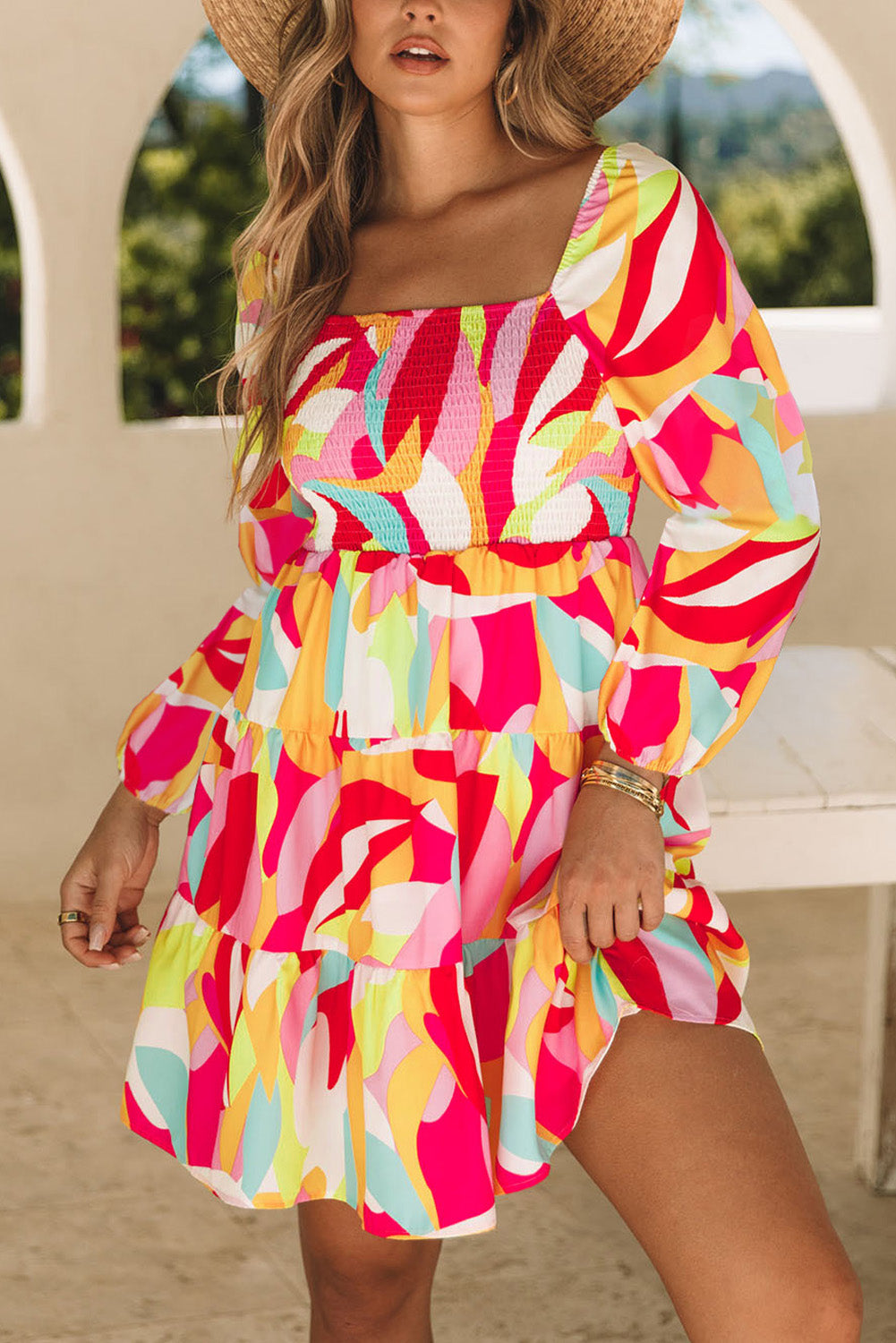 Robe de cou carrée à manches bouffées à manches bouffées multicolores