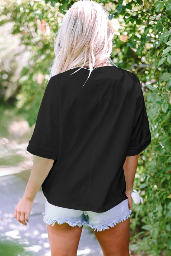 Black Round Col T-shirt and Mama Cet Patchs