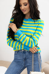 Striped spray with striped and round -collar with drooping green