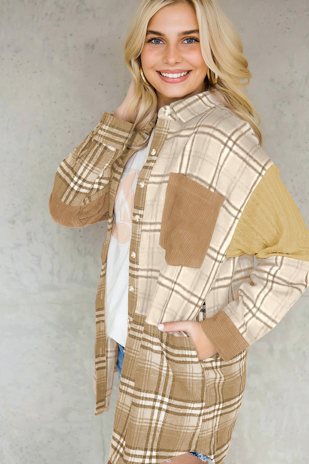 Veste de chemise patchwork khaki plaid en couleur de couleur avec poche