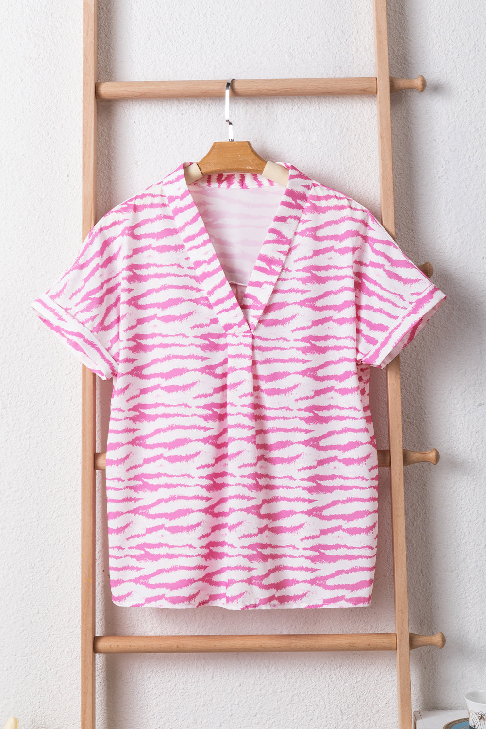 Modello zebra di rosa V Neck Shortleve Blouse