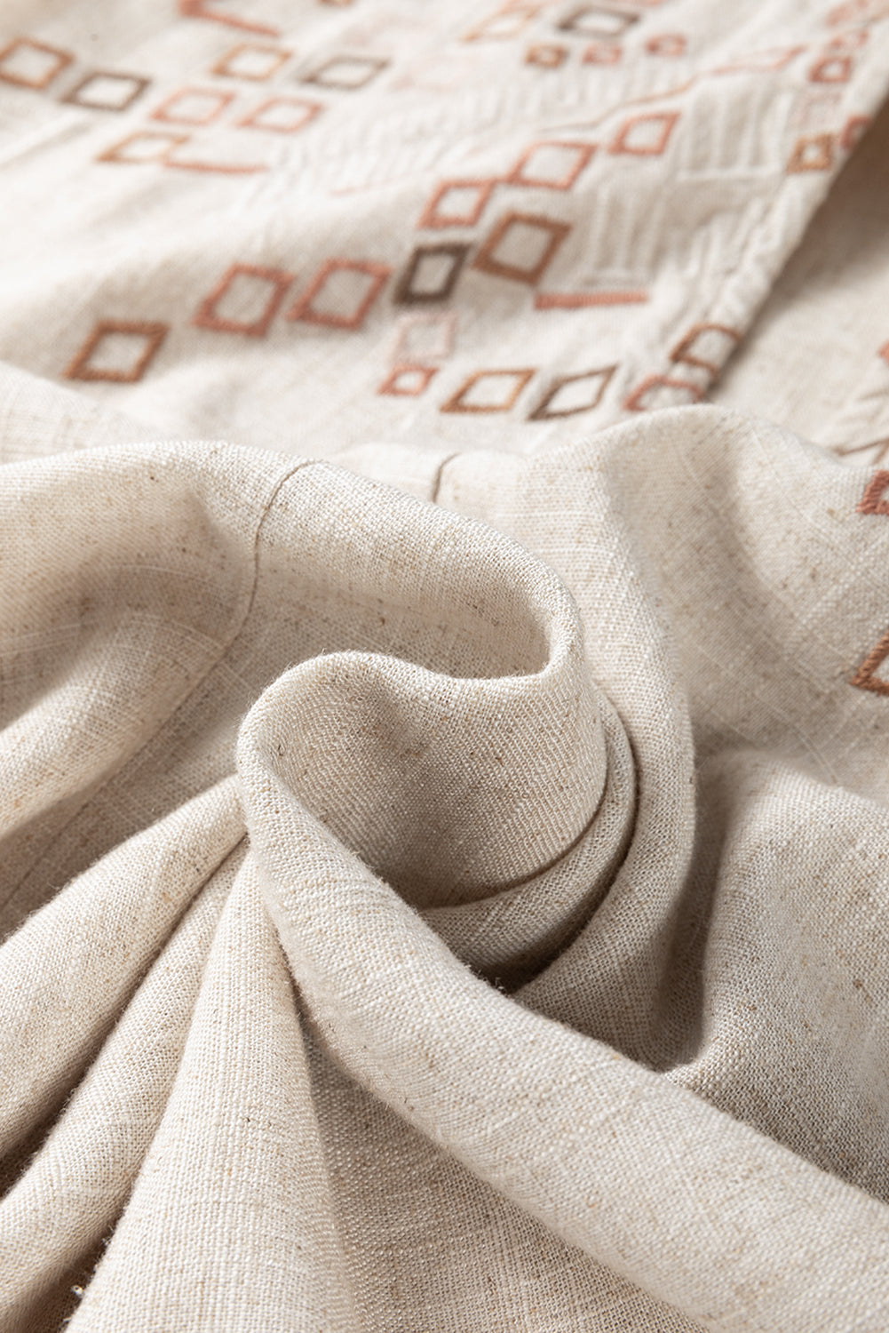 Chemisier Décontracté à Broderie Géométrique et Pampilles *
