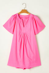 Bonbon pleated straight dress with slit, V-neck and short flowing sleeves