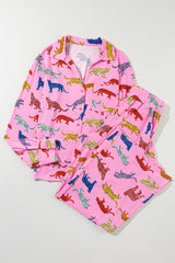 Ensemble pyjama chemise et pantalon rose à imprimé guépard-A WOMAN WE LOVE