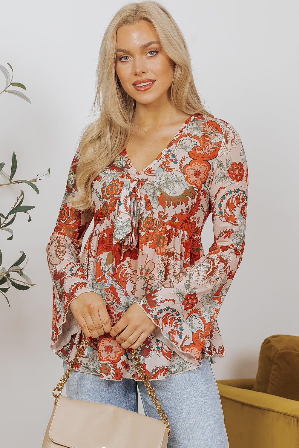Chemisier orange à imprimé floral et col en V *-A WOMAN WE LOVE