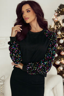 Black crew neck sweatshirt with raglan sleeves with sequins