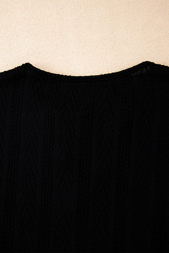 Black blog with V -neck with tightening cord *