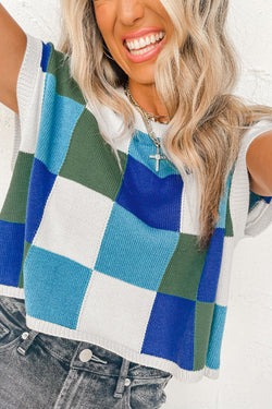 Dark blue sweater with short sleeves and color blocks