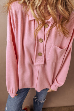 Haut Henley with pink chopped knit collar with chest pocket