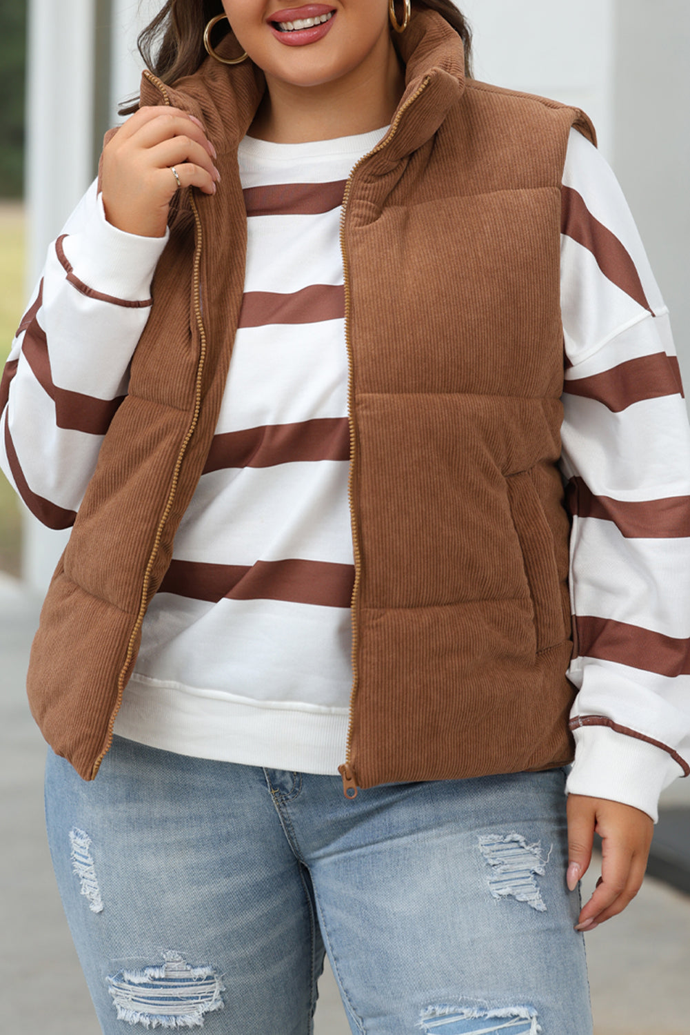 Coffee corduroy zipped stand-up collar down vest