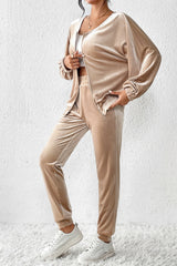 Ensemble deux pièces haut zippé et pantalon de jogging en velours parchemin-A WOMAN WE LOVE