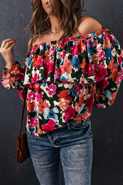 Flying blouse and bare shoulders with floral print