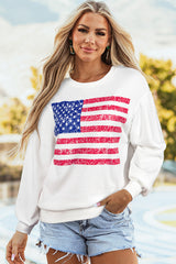 Blanco blanco blanco con hombro caído y bandera gráfica americana