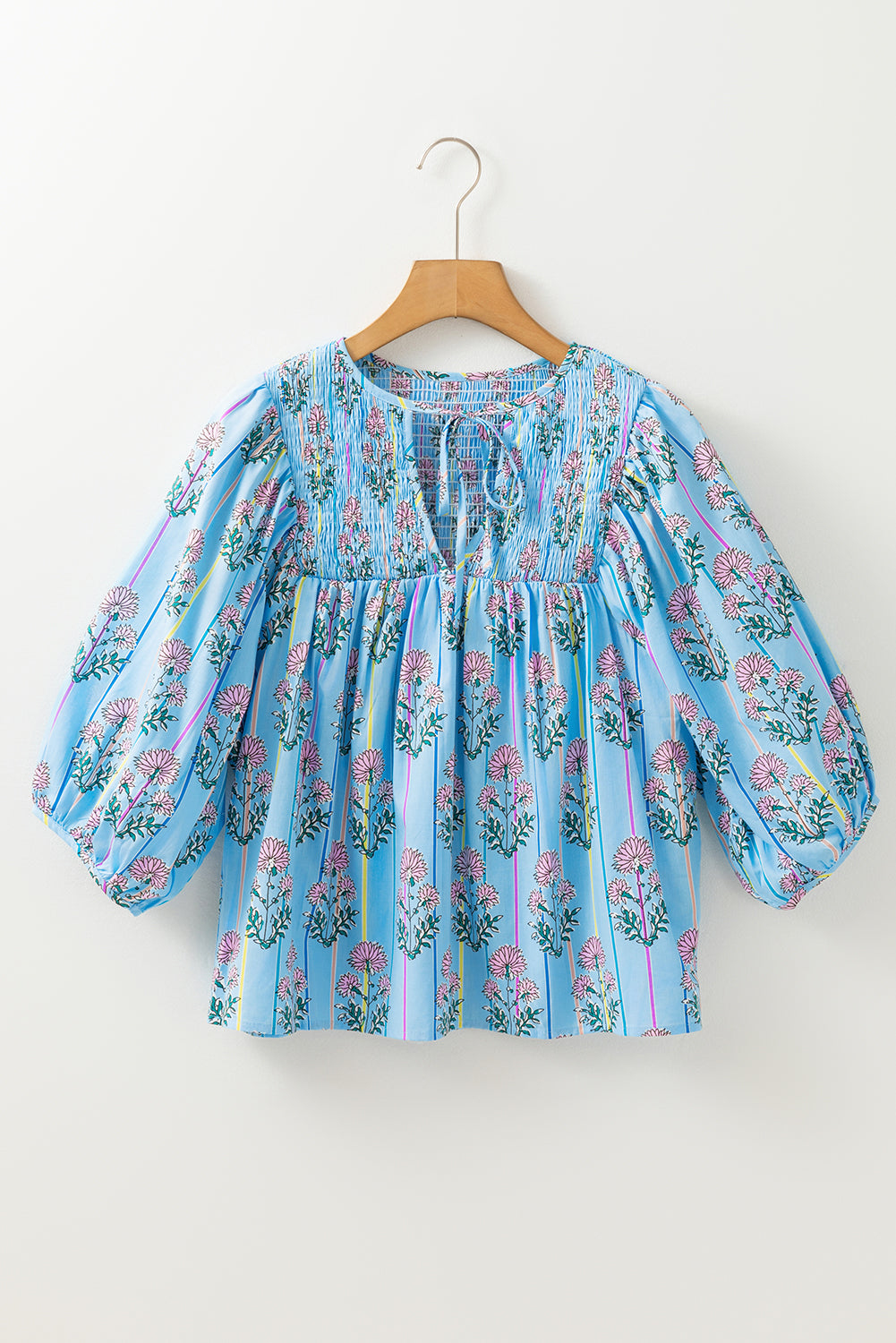Chemisier froncé à col fendu et imprimé floral *-A WOMAN WE LOVE