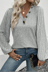 Light gray ribbed buttoned *