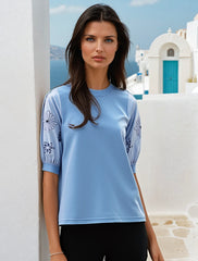 Women's blouse embroidered with puffy sleeves *