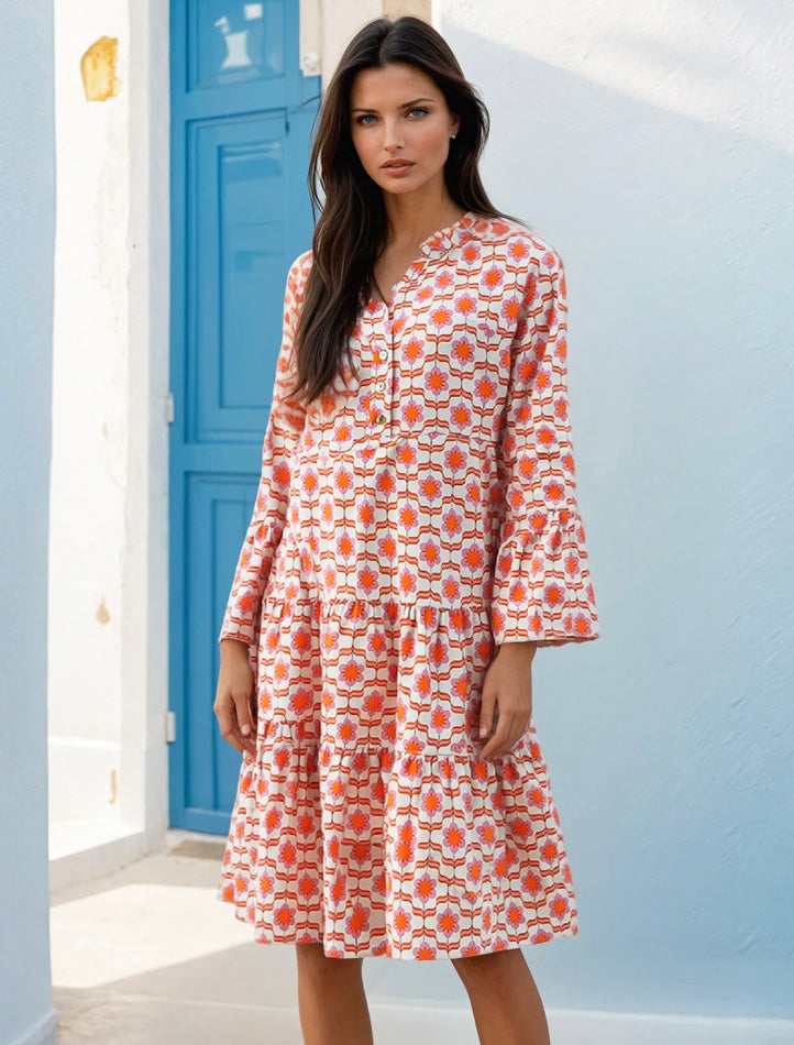 Mini-Shelter naranja con estampado floral y mangas de volantes *