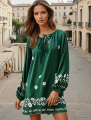 Straight dress with puffy sleeves *