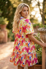 Robe à imprimé floral rose vif, bordure en ricac