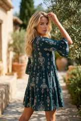 Robe courte bleu à imprimé floral bohème