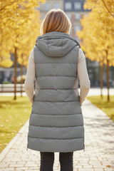 Abrigo largo con capucha gris oscuro