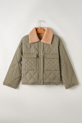 Jungle green padded jacket with plush collar and flap pockets