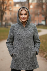 🖤 DOUCEUR URBAINE – La veste cocon à capuche pour vos journées d’hiver