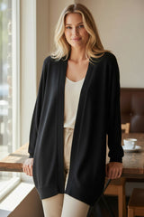 🖤 DOUCE ÉVIDENCE – Le cardigan noir cocooning chic