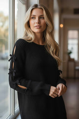 ROBE PULL “NOEUDS NOCTURNES” – Élégance & Modernité