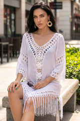 ✨ ÉCLAT BOHÈME – La robe fluide blanche aux détails crochet sophistiqués