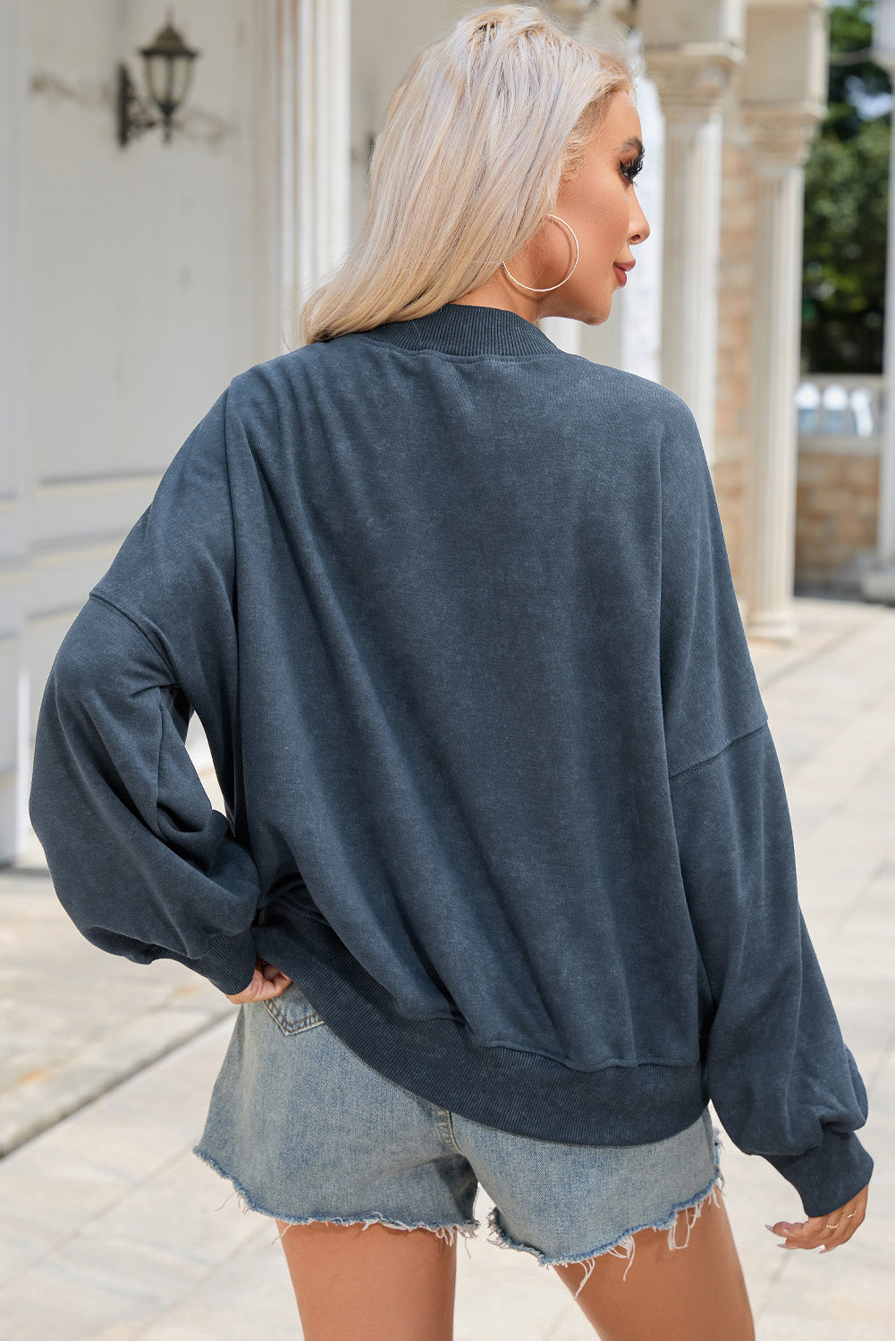 Sky blue crew neck sweatshirt with dropped shoulders
