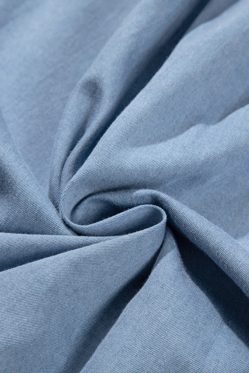 Retro high in pleated chambray with ruffles*
