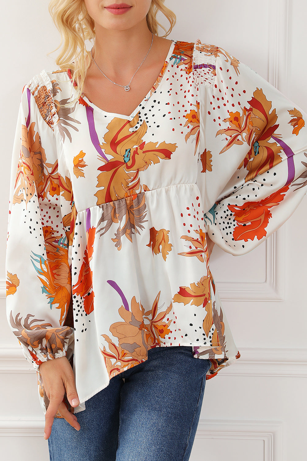 Chemisier babydoll multicolore à imprimé floral et col en V-A WOMAN WE LOVE