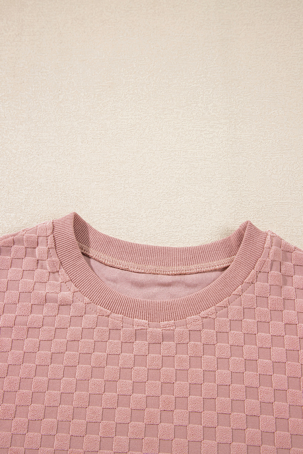 Ensemble haut à manches longues et short texturé à carreaux Blossom-A WOMAN WE LOVE