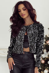 Veste courte noire à sequins ouverte sur le devant