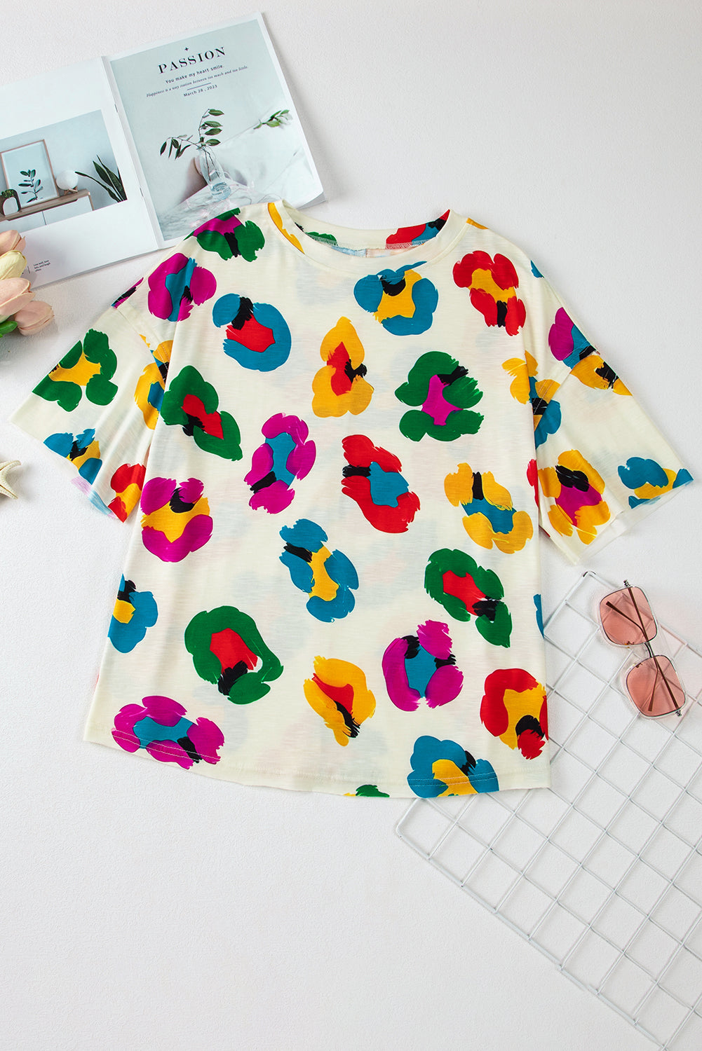 Oversize t-shirt printed leopard apricot with drooping shoulders