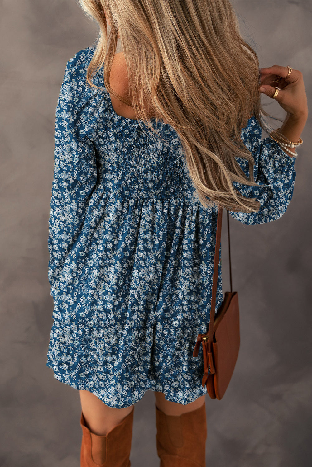 Blue floral print sweetheart neck ruched back mini dress