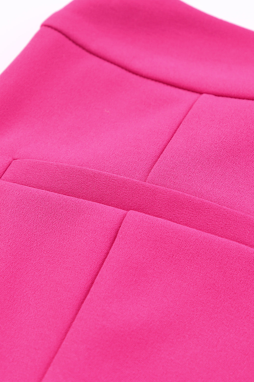 Pantalon à taille haute de l'ourlet divisé en rose