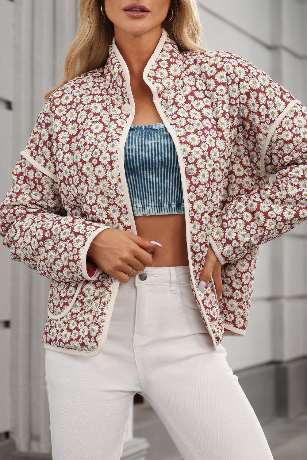 Rose -collar pink jacket with contrasting pockets and edges with floral print