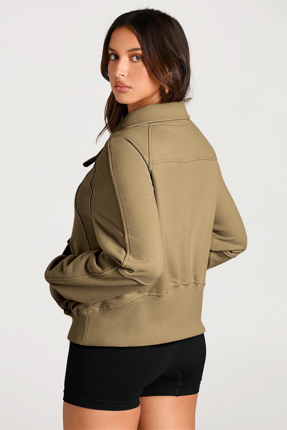 Brown sweatshirt with stand-up collar and kangaroo pocket with quarter-turn zip