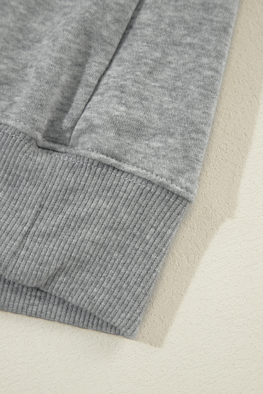 Grey Solid Classic Classic Pullover Felpa