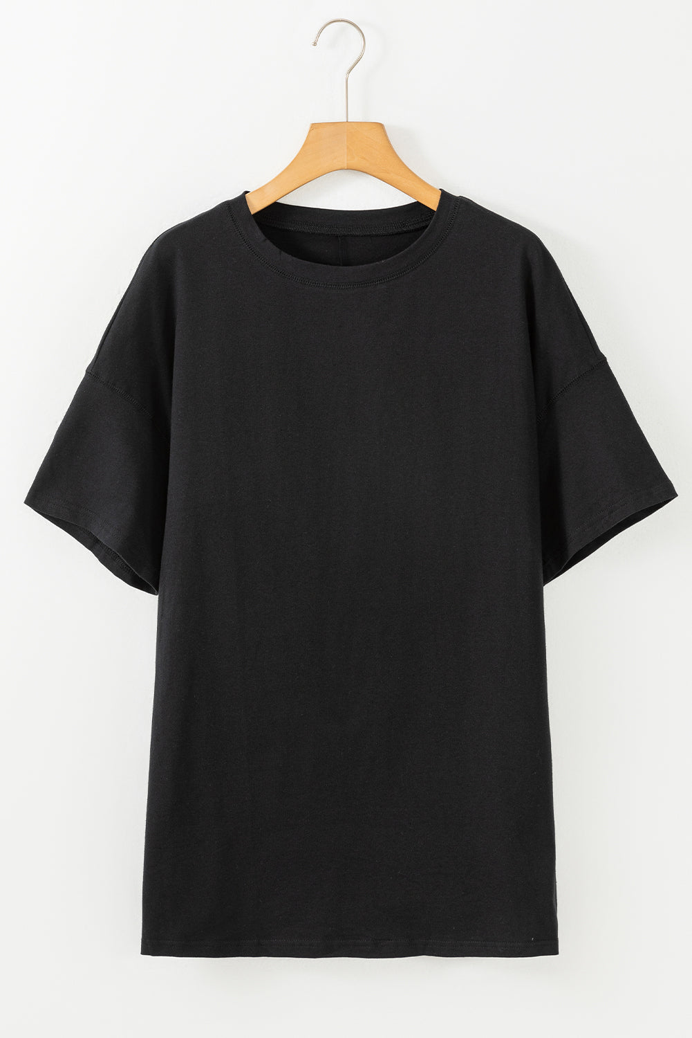 Camiseta de túnica básica negra con cuello de color redondo unido