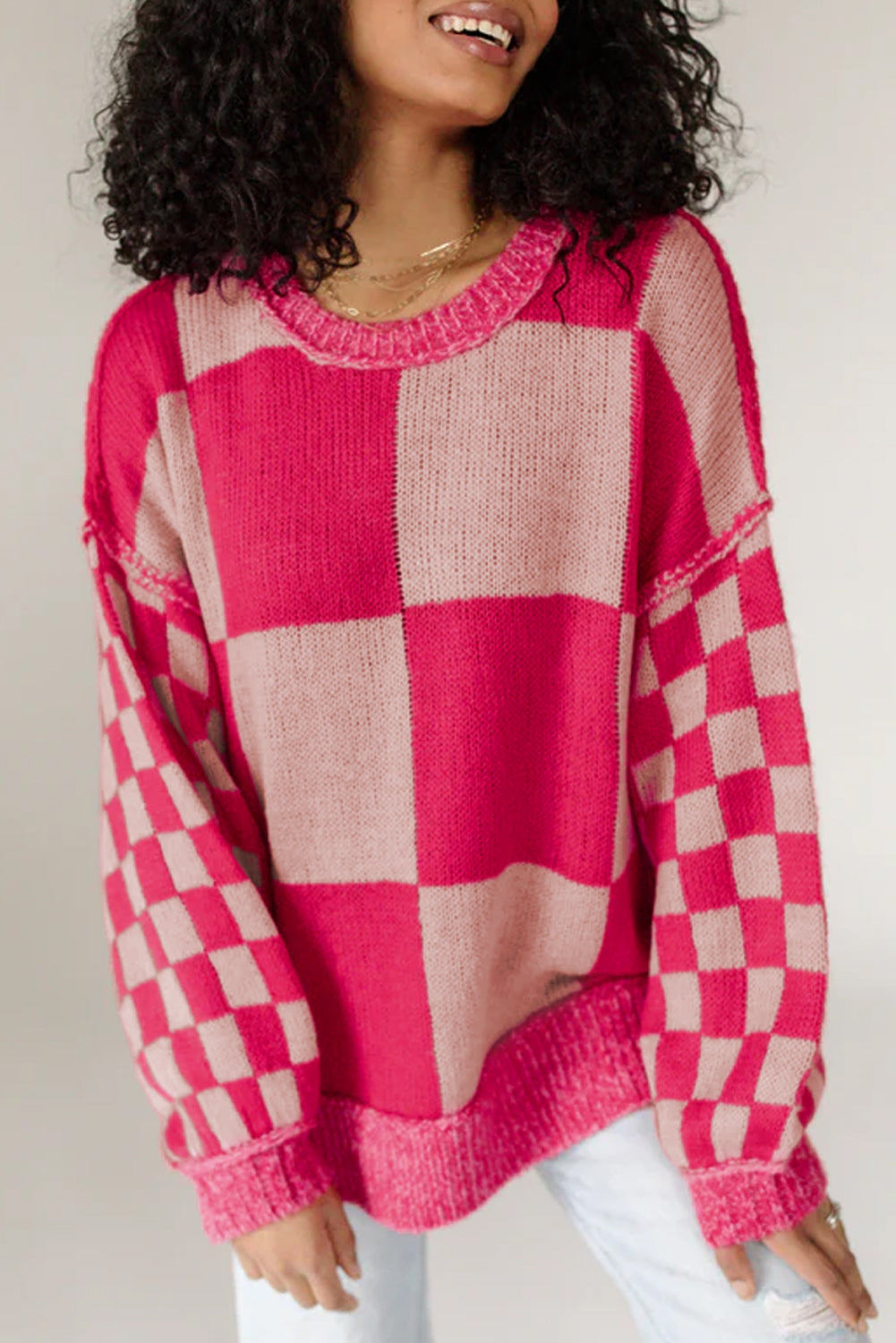 Pull ample à motif à carreaux mélangés Rose rouge, épaules tombantes