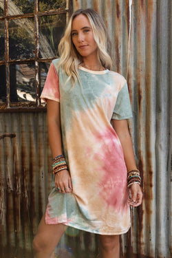 Multicolored sloping slit t-shirt t-shirt tie-dye