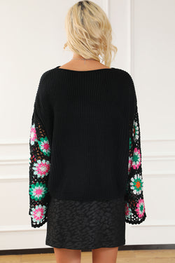 Black loose pull with bell sleeves *