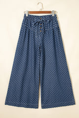 Jean large bleu ciel à pois, taille haute à cordon et boutons décoratifs